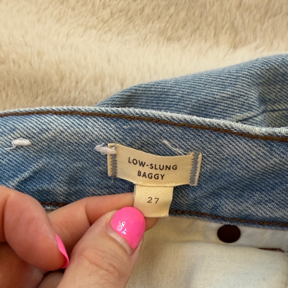 Madewell distressed low slung baggy jeans. Size 27 - Picture 2 of 8